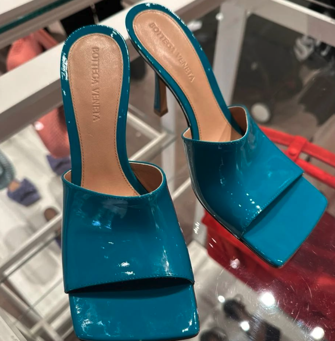 Outlet Items