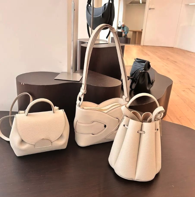 Polene - Image 3